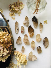 Load image into Gallery viewer, KUNDALINI CITRINE POINTS